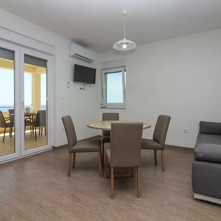 Apartmani Nejasmic Primosten Exterior photo