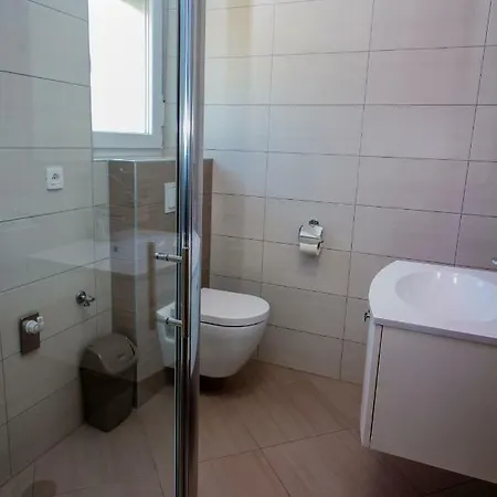 Apartmani Nejasmic Primosten Exterior photo