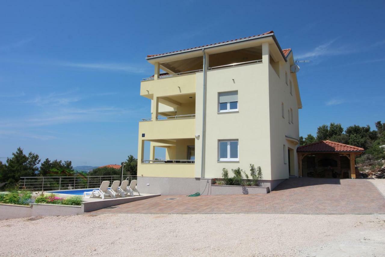 Nejasmic Apartment