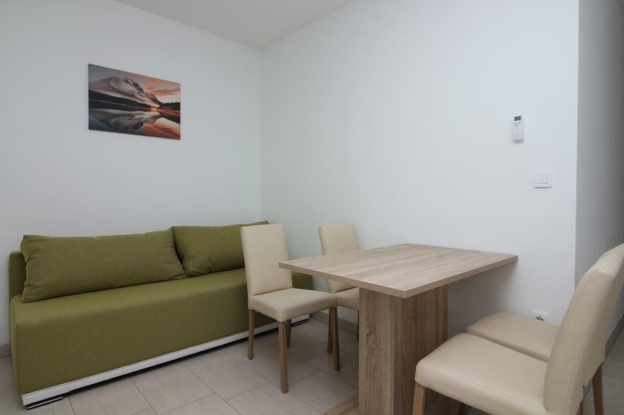 Nejasmic Apartment