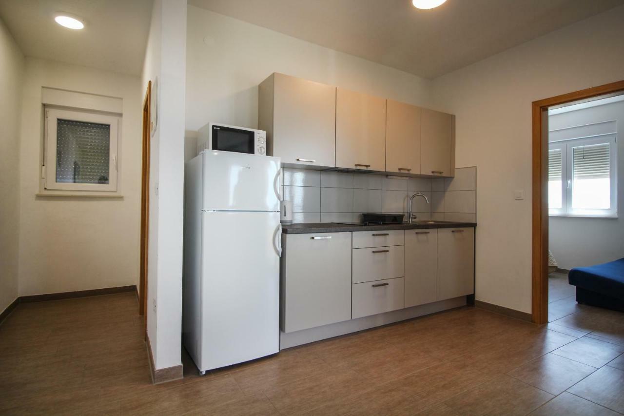 Apartment Nejasmic *